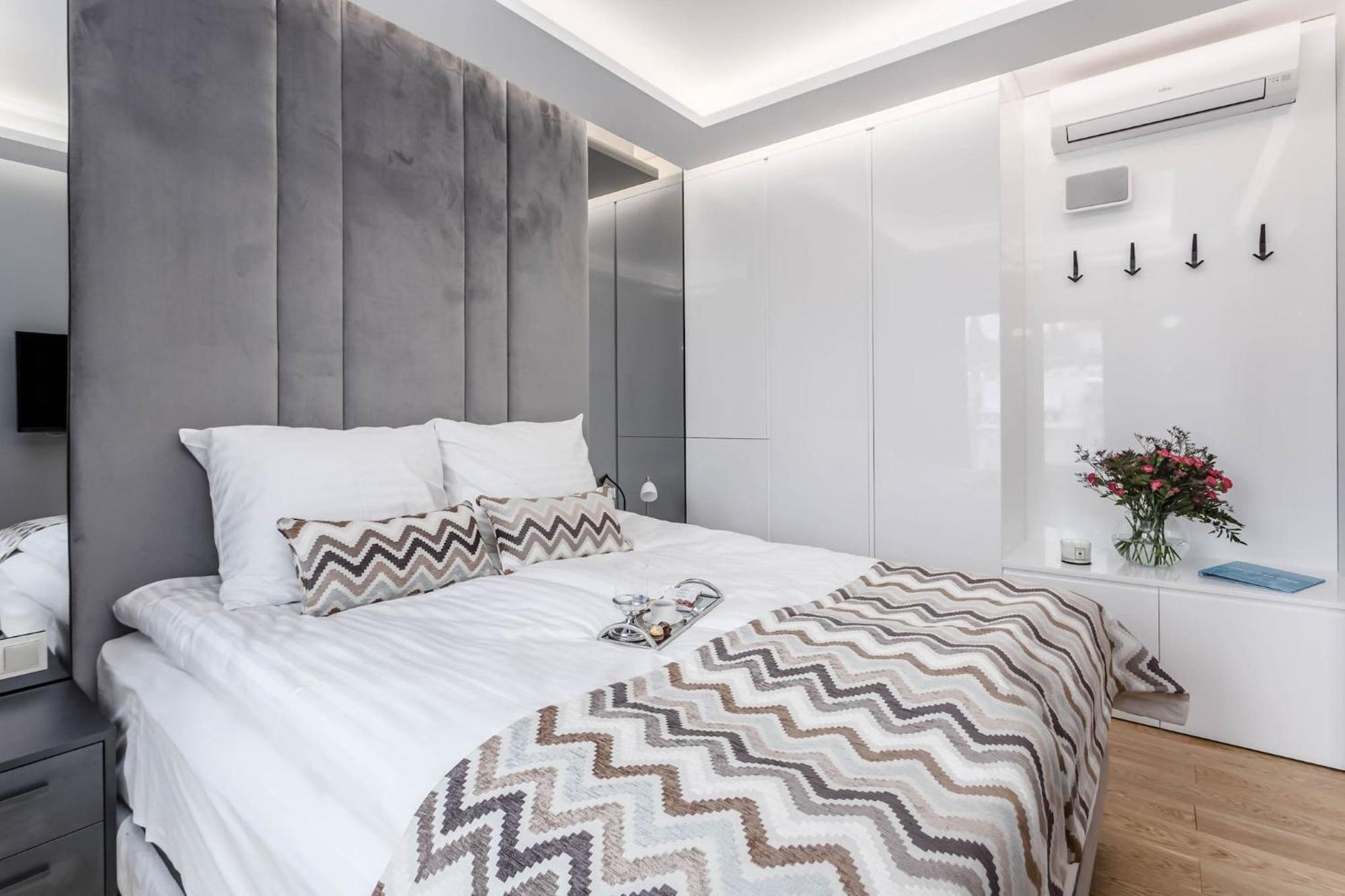 Deo Plaza - Old Town By Rent Like Apartament Gdańsk
