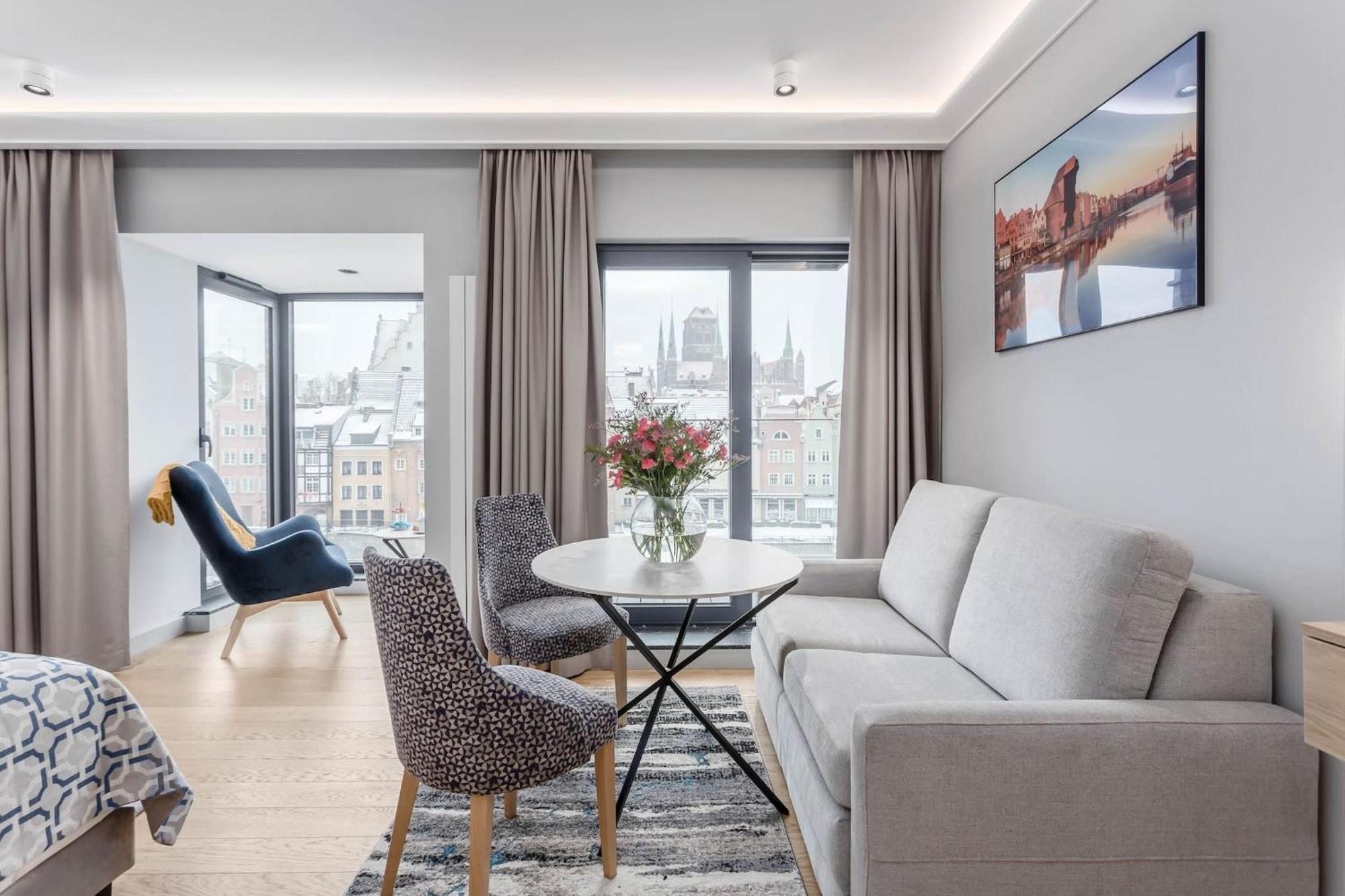 Deo Plaza - Old Town By Rent Like Apartament